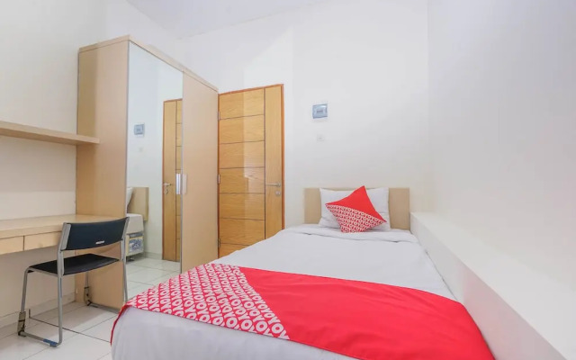 Collection O 818 Micasa Residence