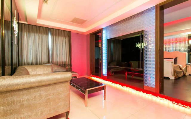 Zhen 13 Villa Motel
