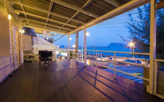Thur Hostel Ao Prachuap
