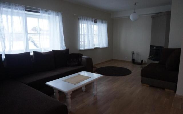 Pargi Apartment