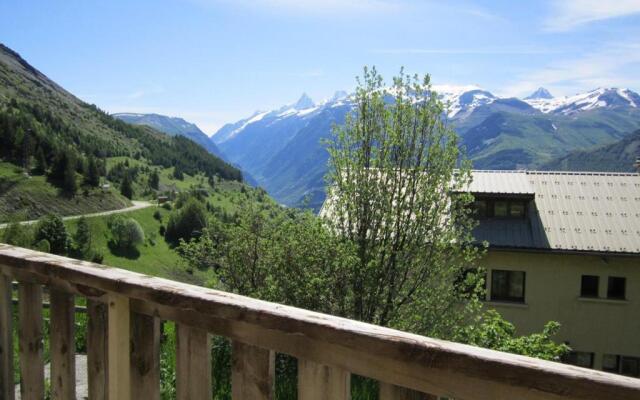 Appartement Auris, 2 pièces, 4 personnes - FR-1-297-133