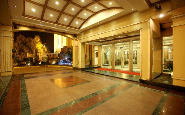 Midtown Grand