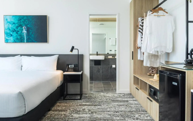 Oaks Cairns Hotel