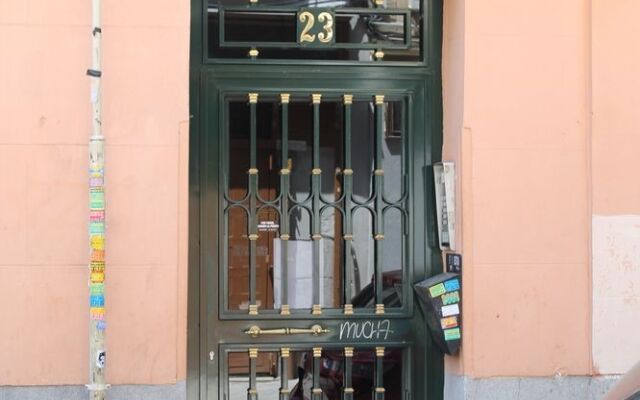 Yellow Centro La Latina Plaza Mayor