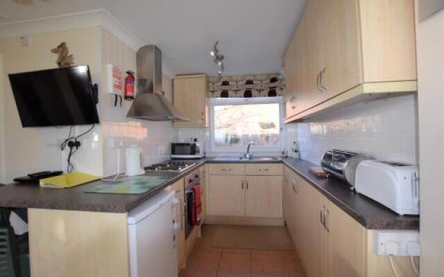 67 Sandown Bay Holiday Centre