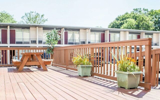 Red Roof Inn Stroudsburg