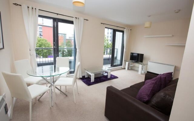 White Star Apartments