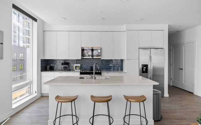 Mint House Nashville – The Gulch – Division St