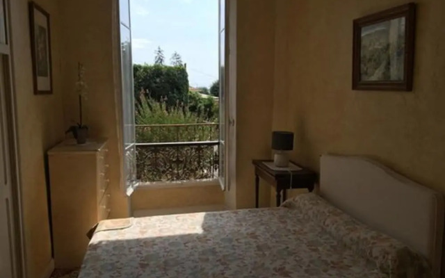 Villa les Roses by Gites de France