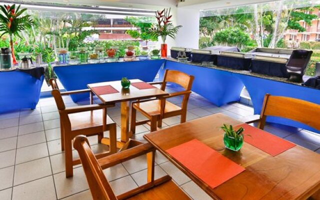 Jaco Beach Hotel & Club