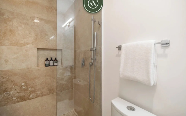 Centric 1 BR Condo in Zona Romantica - Pool