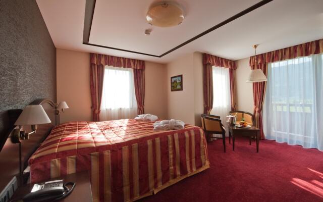 Hotel Zur Burg