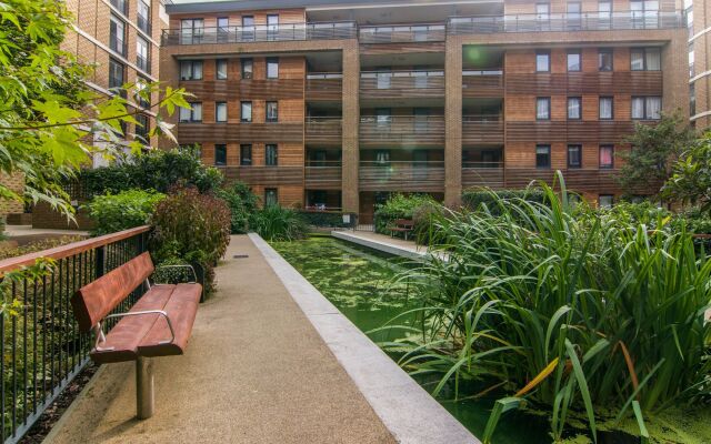 Apartment Wharf – Water Gardens