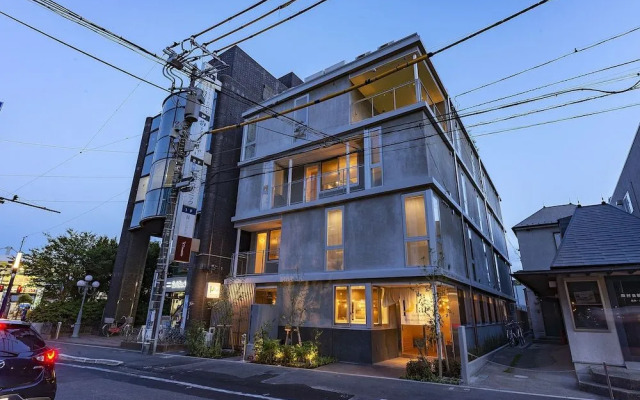 plat hostel keikyu kamakura wave