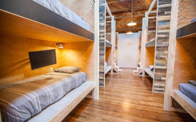 PodShare Venice - Hostel