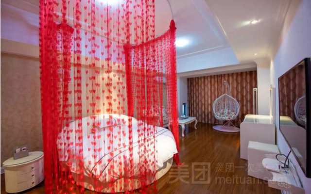 Dongfang Hotel