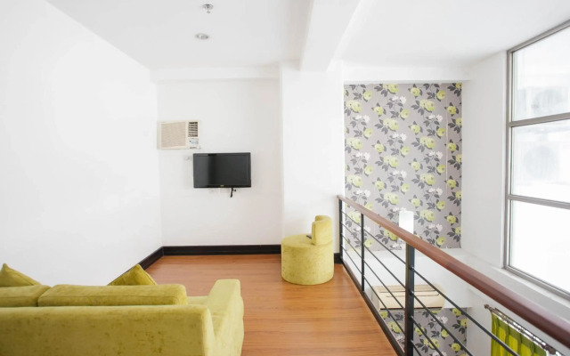 Diamond Suites and Residences