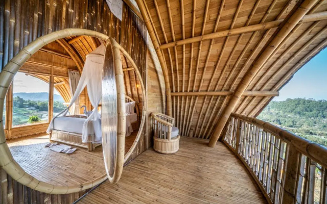 Курортный отель The Dewi Eco Bamboo Villa