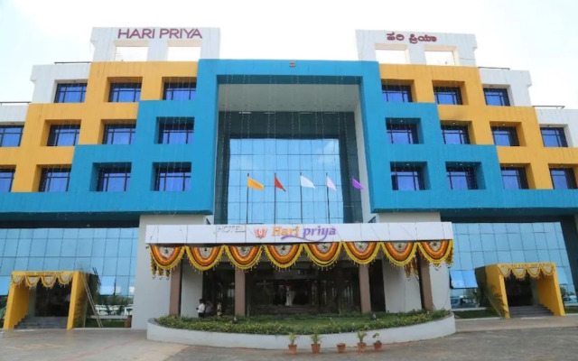 Hotel Hari Priya