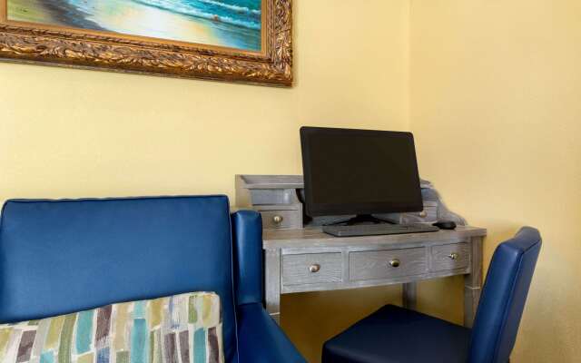 Days Inn by Wyndham Port Aransas TX