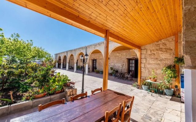 Revakll Ev Guest House