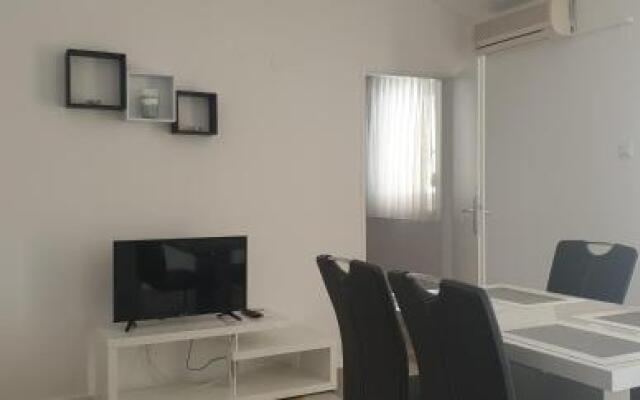 Apartments Davorka I