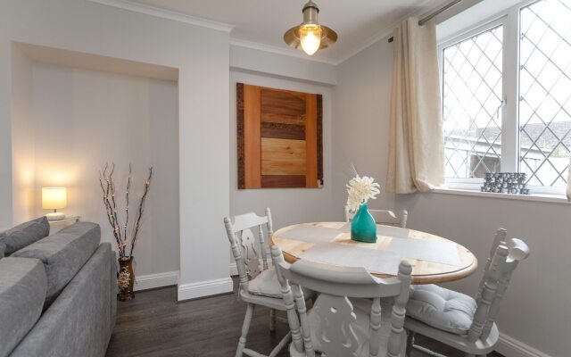 Astley 3 bedroom house