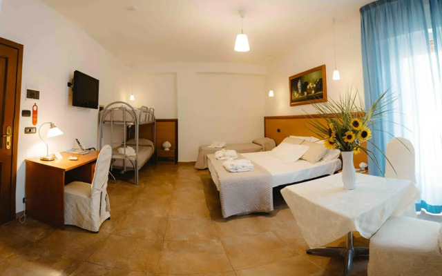 Hotel Accord Le Rose