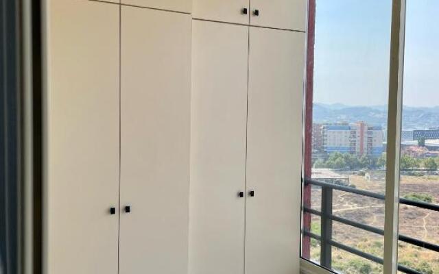 Lovely 1-bdr rental unit in front of Casa Italia