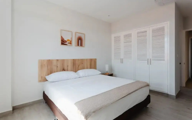 w Brilliant 2BR w Balcony in Panama