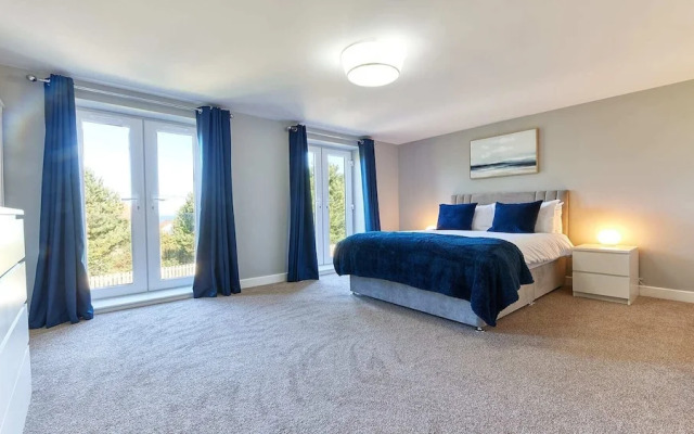 Host Stay Castle View