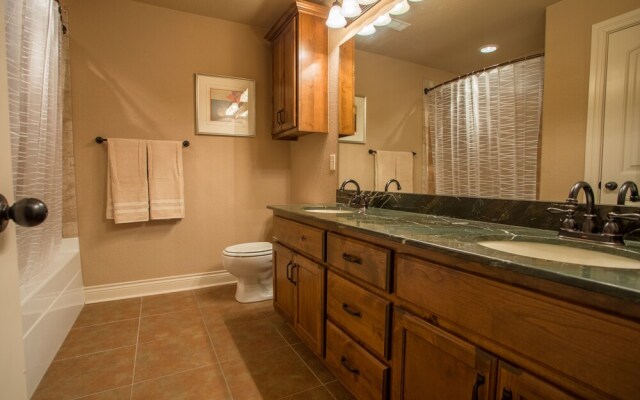 Branson Bluffs Retreat by RedAwning