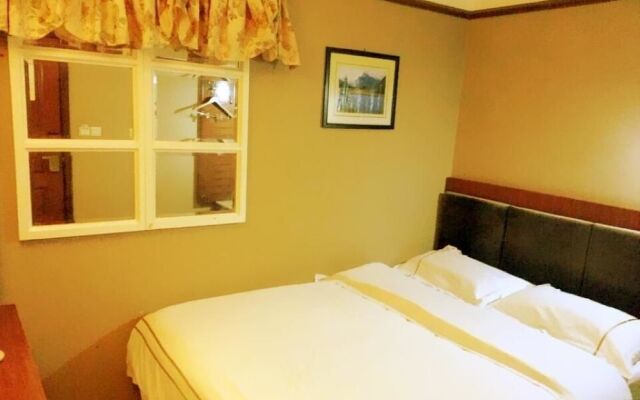 Phoenix Lidu Hotel
