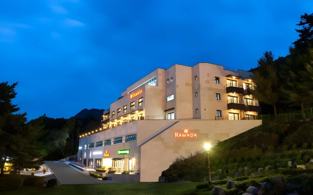 Ramada Resort MungyeongSaejae