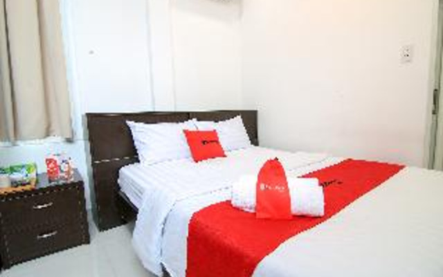 The Nguyens Cafe Dct by RedDoorz