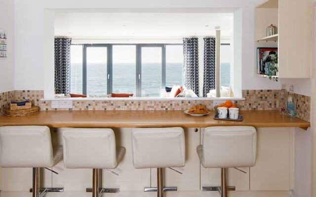 The Sea House - Ultimate Seafront Living Sunsets