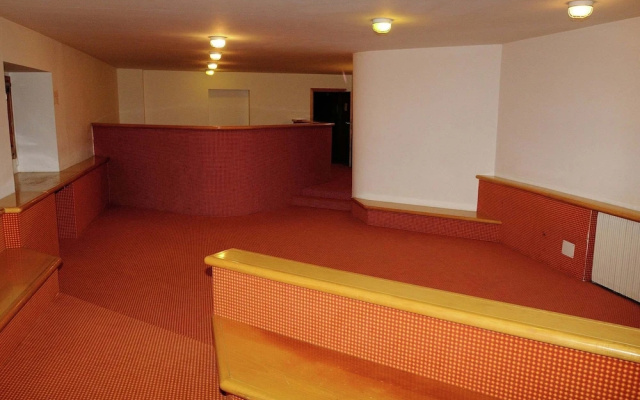 Contemporary Apartment in Breuil-Cervinia near Ski Area