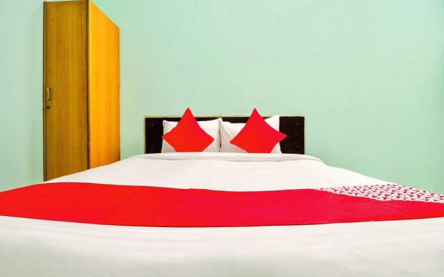 OYO Flagship 29595 Hotel Akash Executive