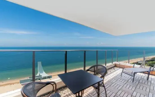 Jilaideng International Holiday Apartment (Shanwei Poly Jinluwan Branch)