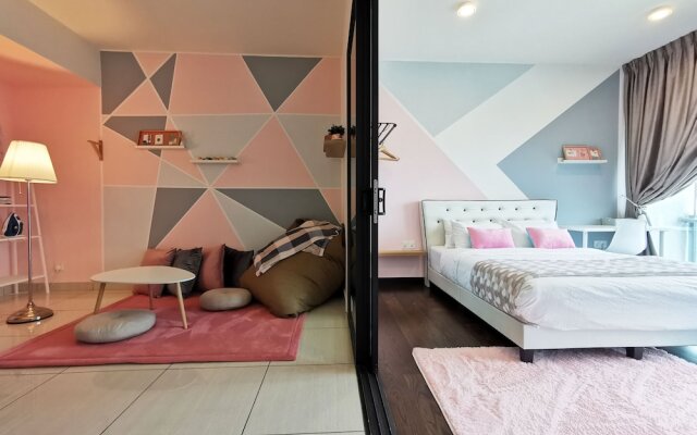 Almas Suites Puteri Harbour Hello Kitty