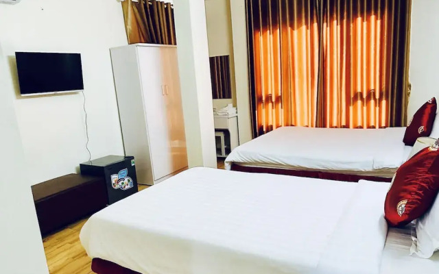 Dragon Hotel