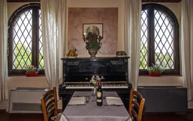 Tuscan Sun Holiday Apartments