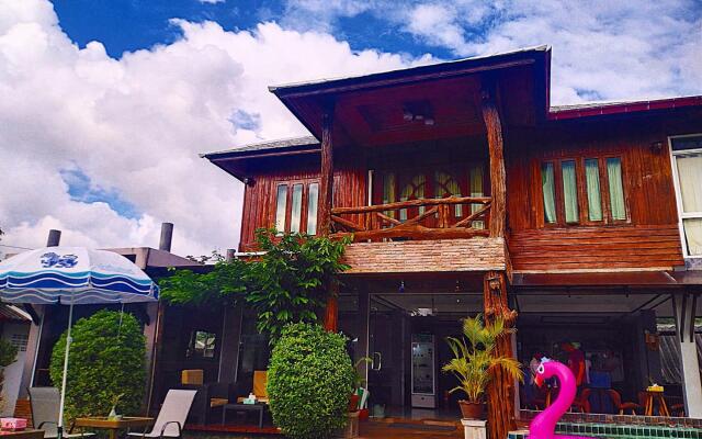 Baan Chankaew Hotel