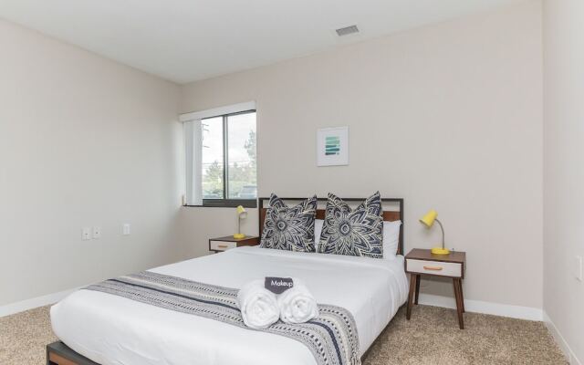 The Luxe Suites of Alexandria