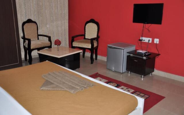 Cosy Banjara Service Apartments & Guest Houses