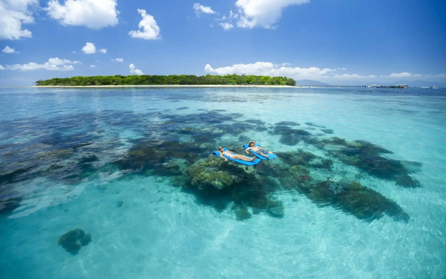 Green Island Resort