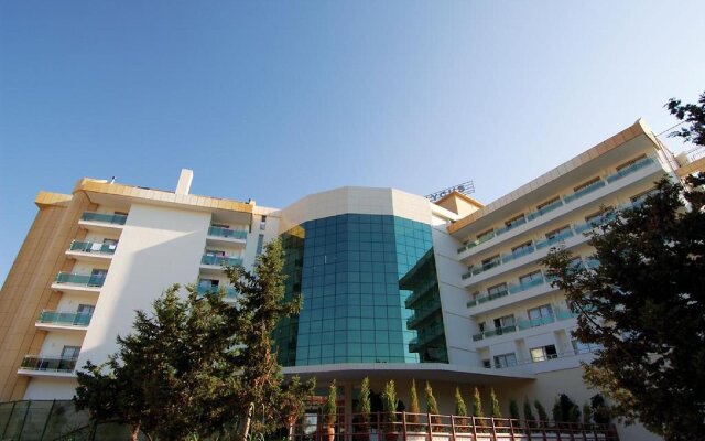 Lycus Beach Hotel