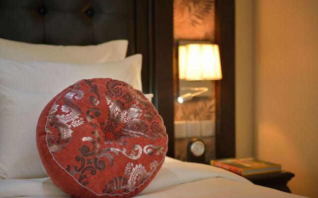 Paradise Suites Hotel