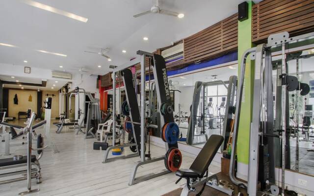 OYO 1410 Country Club Begumpet