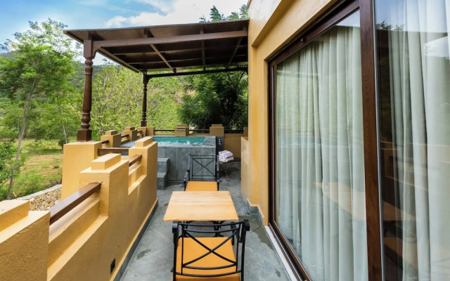 Dev Bagh Luxurious Private Suites